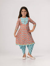 Girls Printed Kurta With Dhoti Pant Set