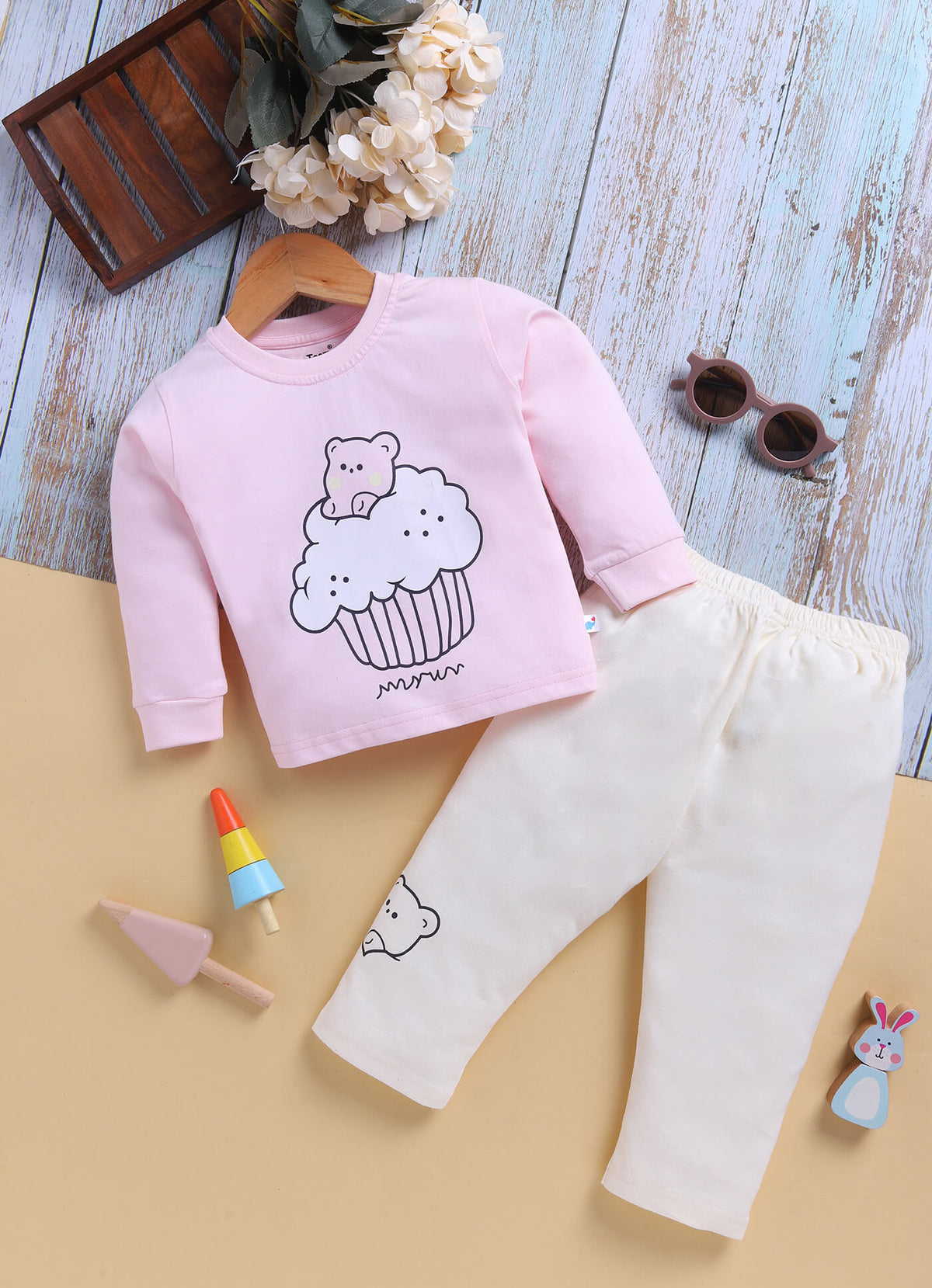 Toonyport Girls' Cute Cupcake Printed Comfy Clothing Set