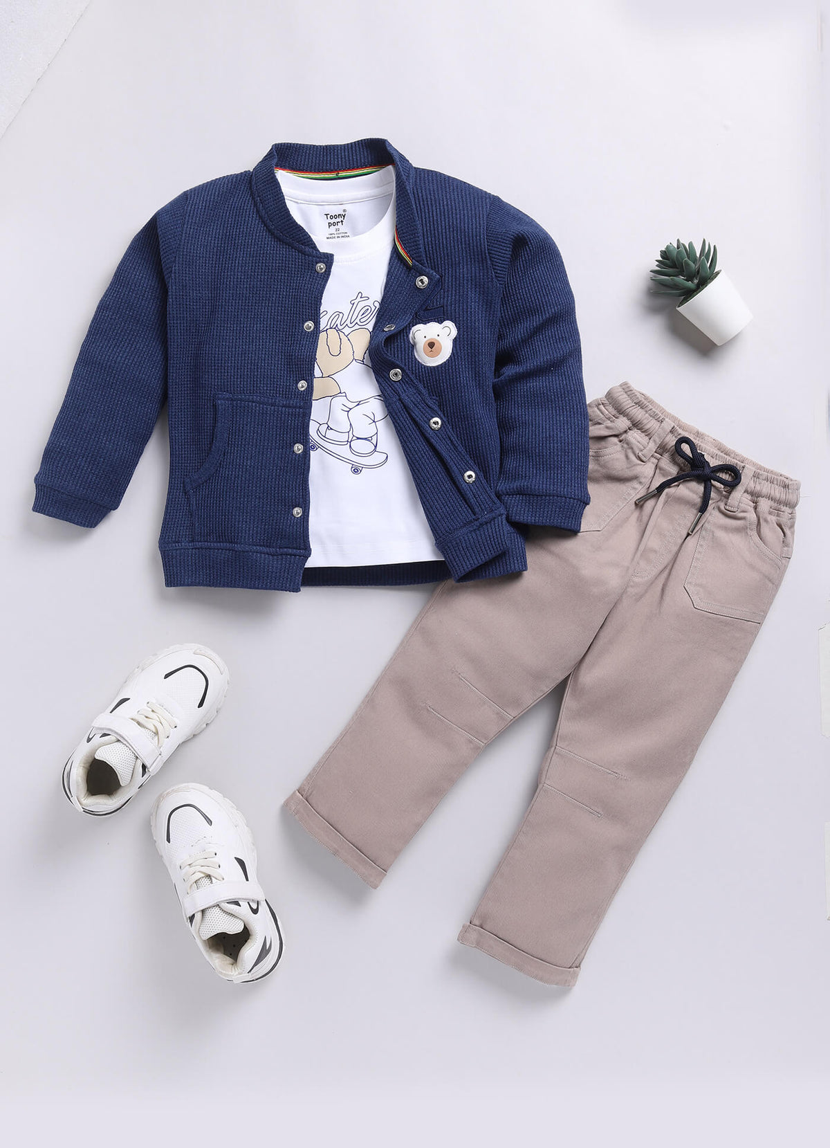 Toonyport Boys ' Bear Patched Clothing Set